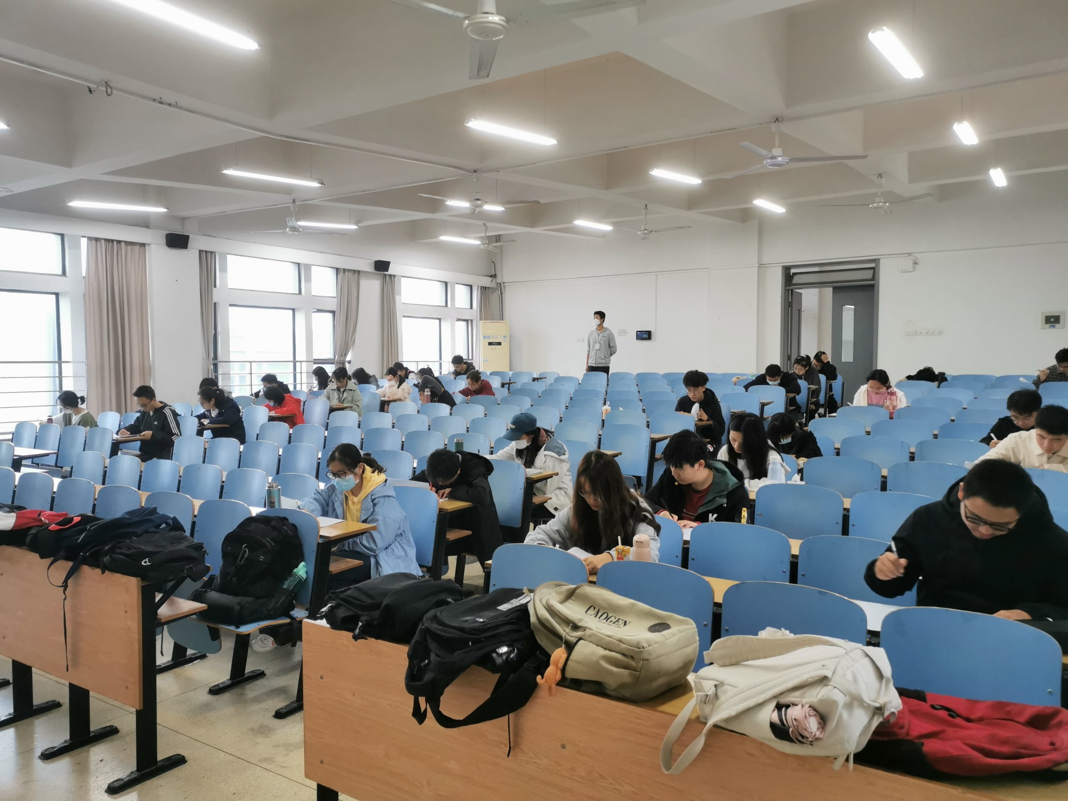 1635605574357_看图王.jpg